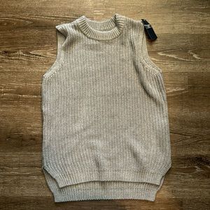 Abercrombie and Fitch sleeveless Sweater